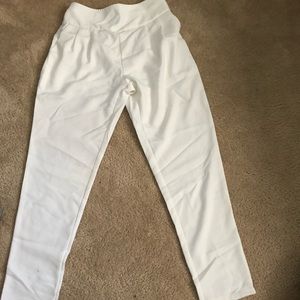 White skinny pants